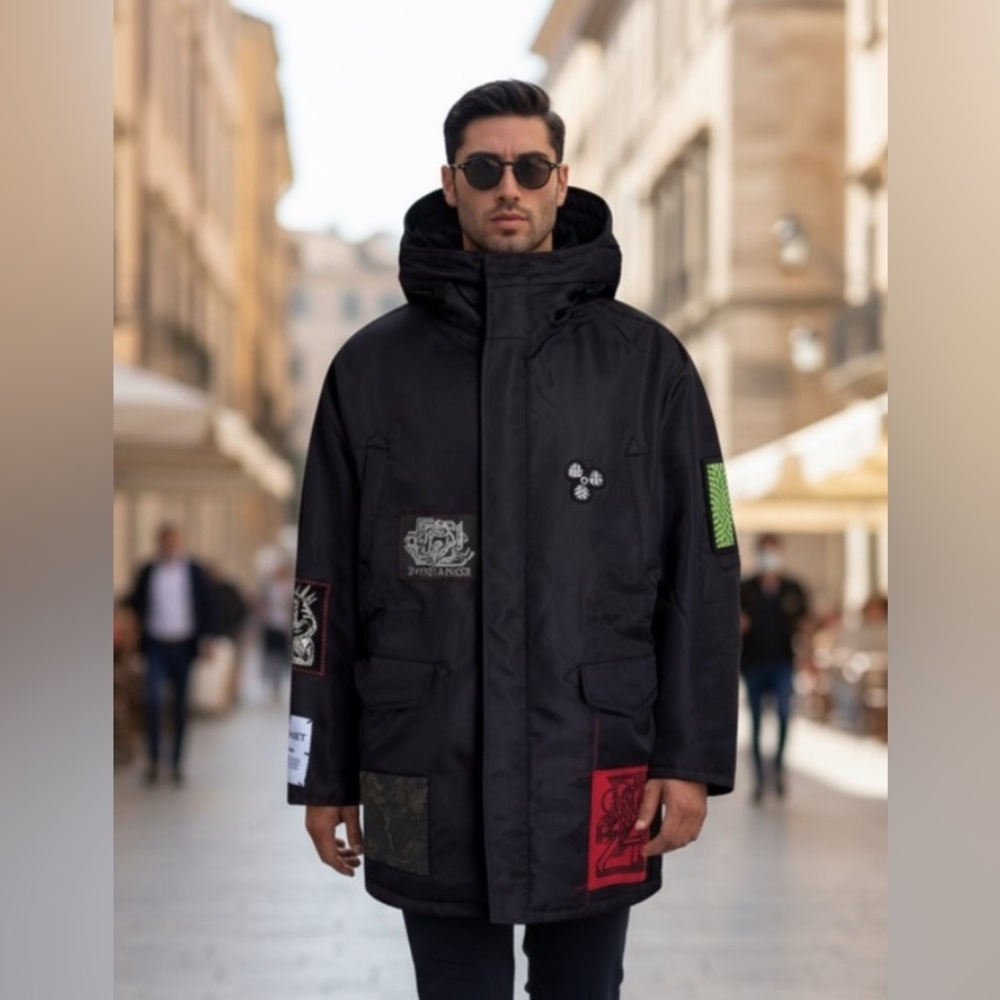 NWT $1534 McQ by alexander mcqueen mens Jucket Vortex Graphic Patched In Black